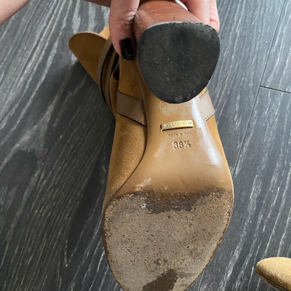 Gucci tan suede booties 38.5 - Picture 3 of 7